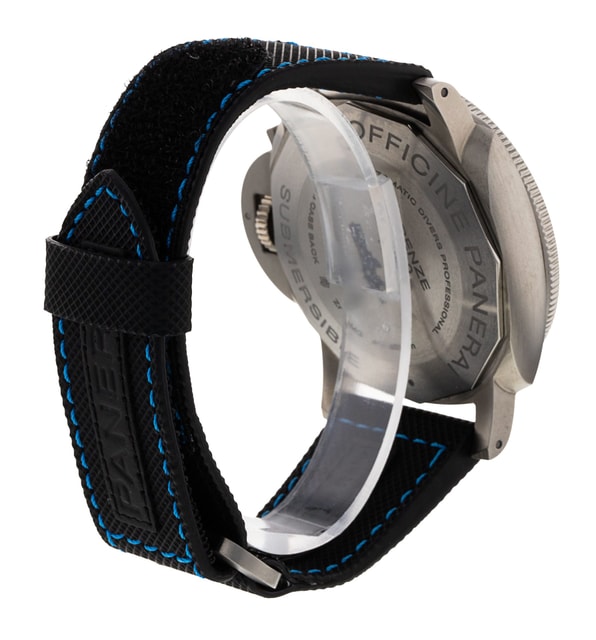 Panerai Submersible PAM00692 Image 3